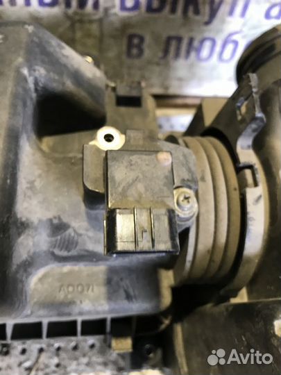 Корпус воздушного фильтра Honda Fit Shuttle