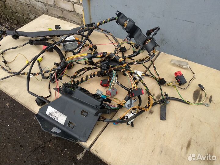 Жгут проводка салонная Пежо 206