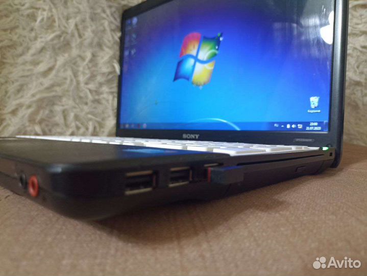 Ноутбук sony vaio i5