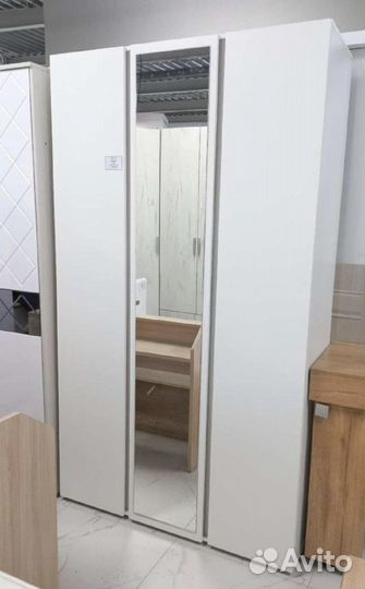 Шкаф Хелен белый