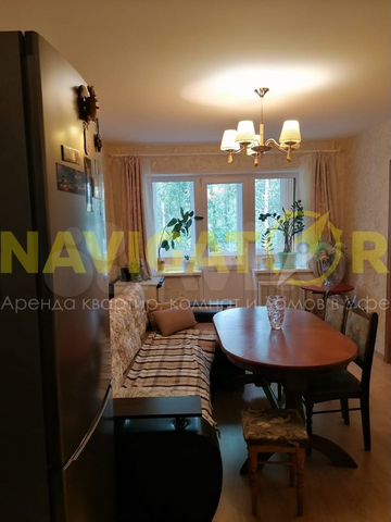 2-к. квартира, 42 м², 3/5 эт.