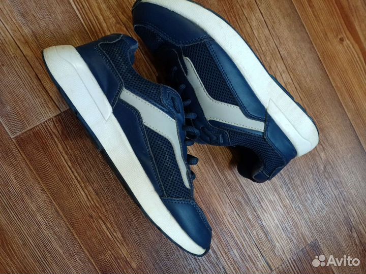Кроссовки 34 размер