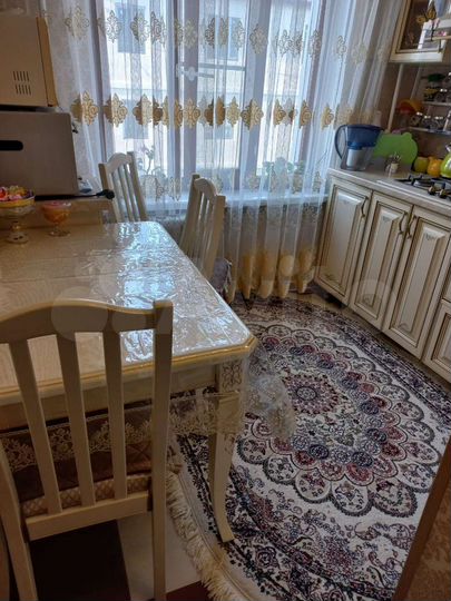 4-к. квартира, 61 м², 4/5 эт.