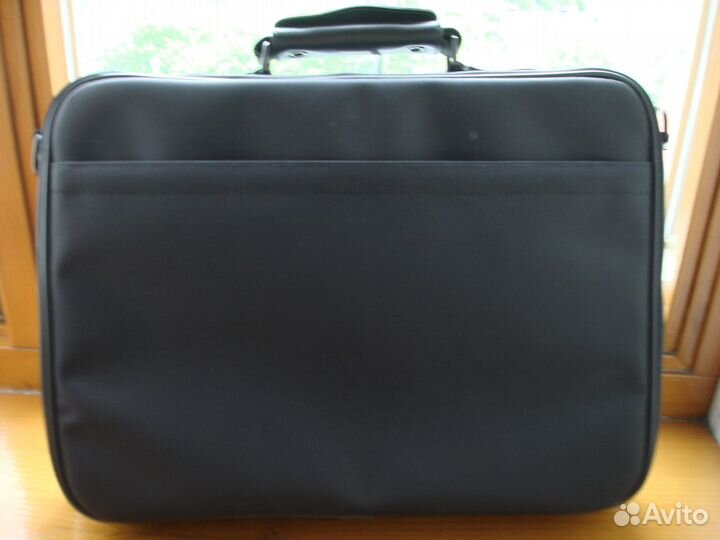 Продам сумку «Continent» для ноутбука