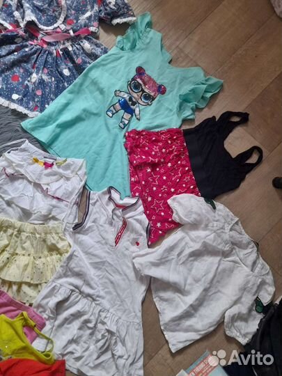 Пакет одежды на девочку 110