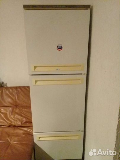 Холодильник бу 3 камерам стинол