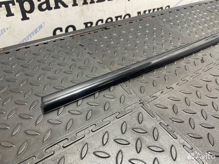 Молдинг Shadow Line левый Bmw 750Li F02 N63B44B