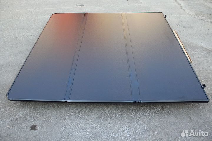 Крышка кузова, трехсекционная Hilux Pick Up 2015+