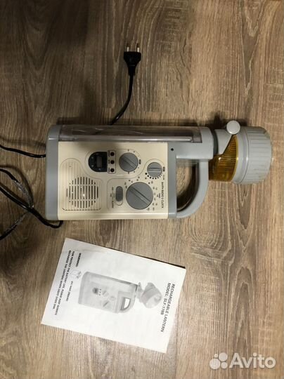 Фонарик, радио 6 в 1