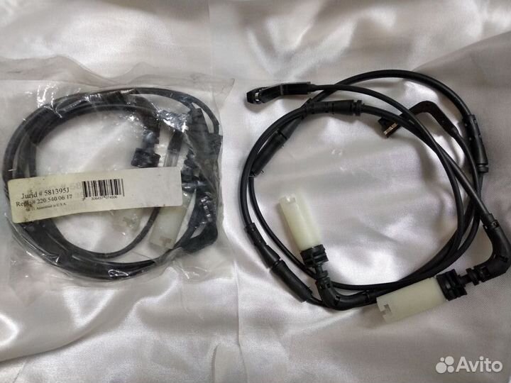 Датчик износа тормозных колодок jurid 581395