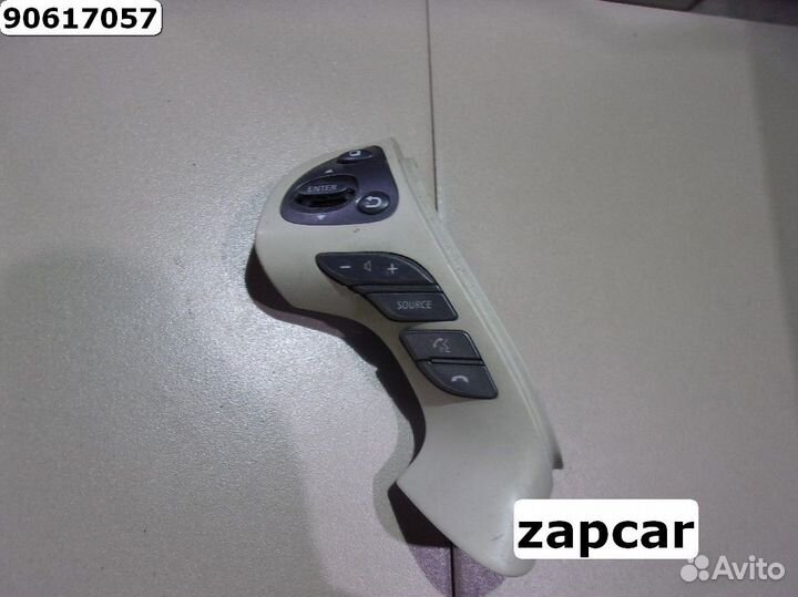 Блок кнопок Nissan Pathfinder (R52)