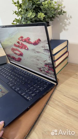 15,6 asus Zenbook 15 Intel Core i5 10210U