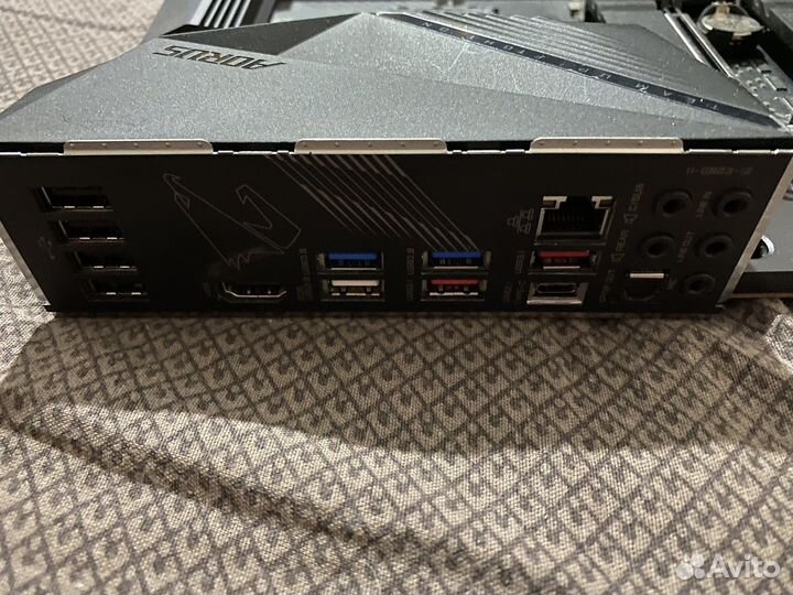 Материнская плата gigabyte X570 aorus PRO