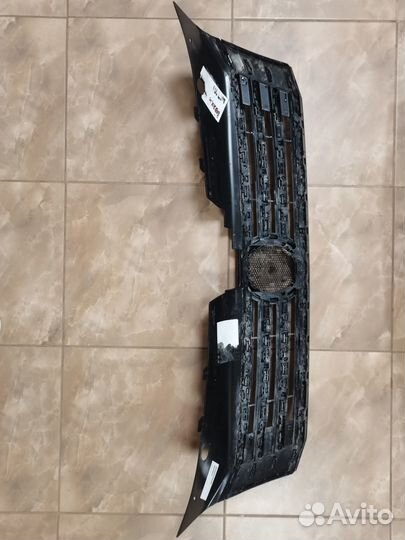 Решетка радиатора VW Passat B7 2012 верх