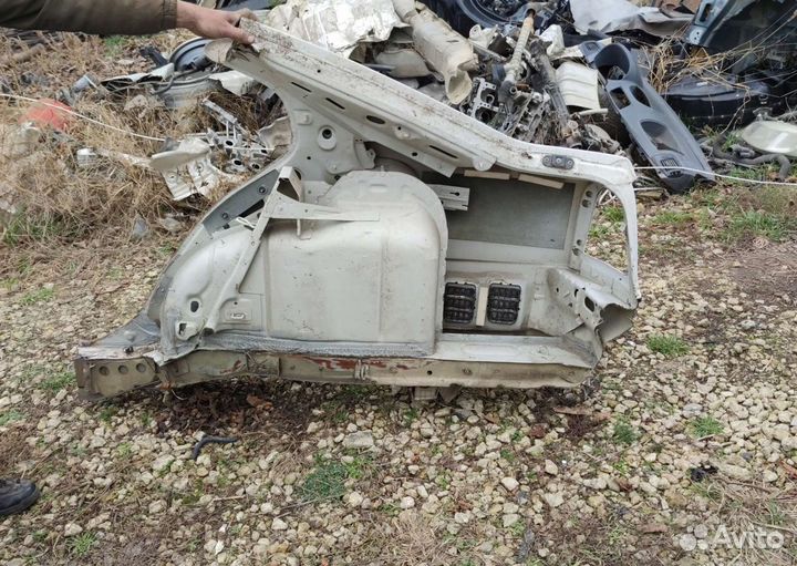 Заднее крыло Skoda Octavia A4 Tour