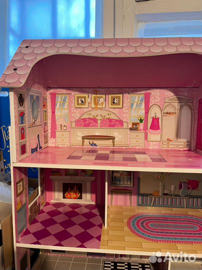 Домик кукольный