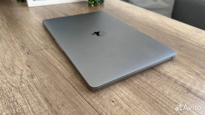 Apple MacBook Pro 13 M2 8/256Gb + Гарантия