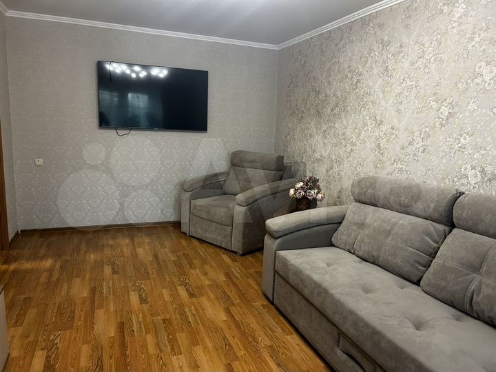 2-к. квартира, 50 м², 6/9 эт.