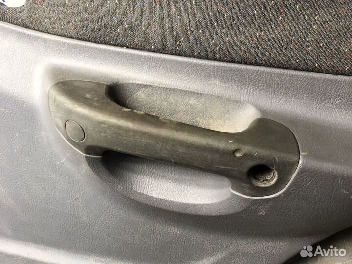 Обшивка двери задняя правая Hyundai Accent