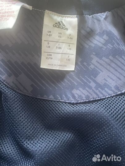 Продам ветровку adidas