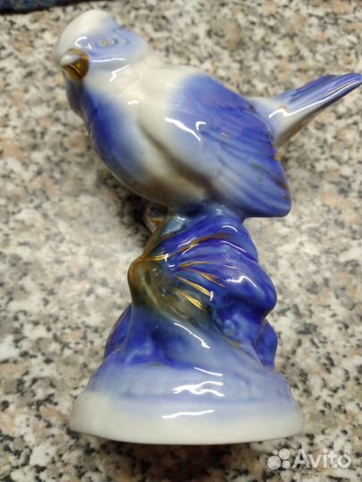 Статуэтка птичка синичка