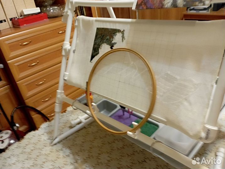 Станок для вышивания универсальный