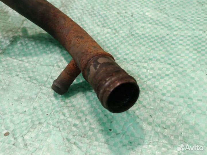 Трубка охлаждения Volkswagen Passat B3