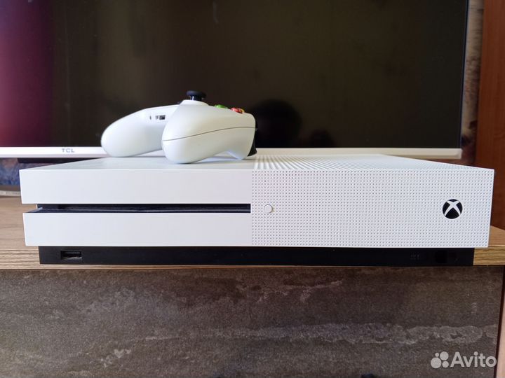 Xbox One s
