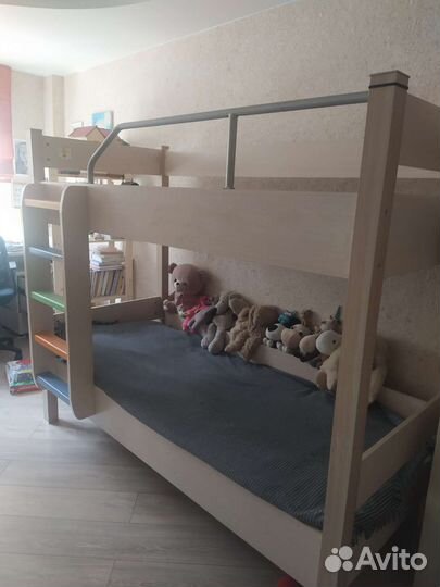 Детская кровать двухъярусная