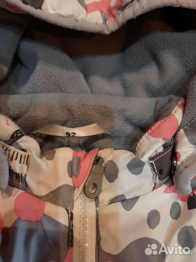 Демисезонный костюм для девочки 92