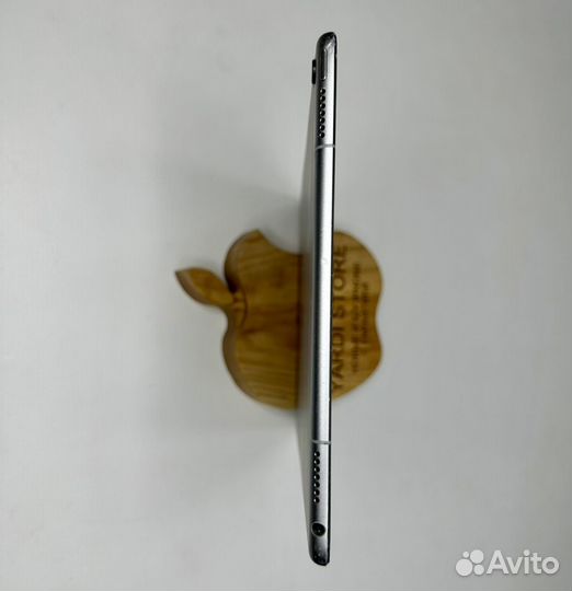 Планшет iPad Pro 9.7 256Gb Wi-Fi + Cellular (LTE)