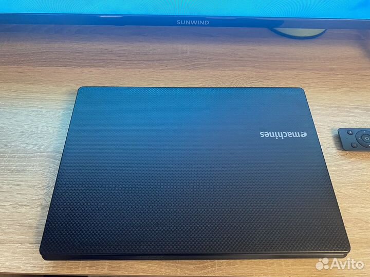 Ноутбук 14 дюймов 6 Гб, SSD 128, HDD 650, intel i3