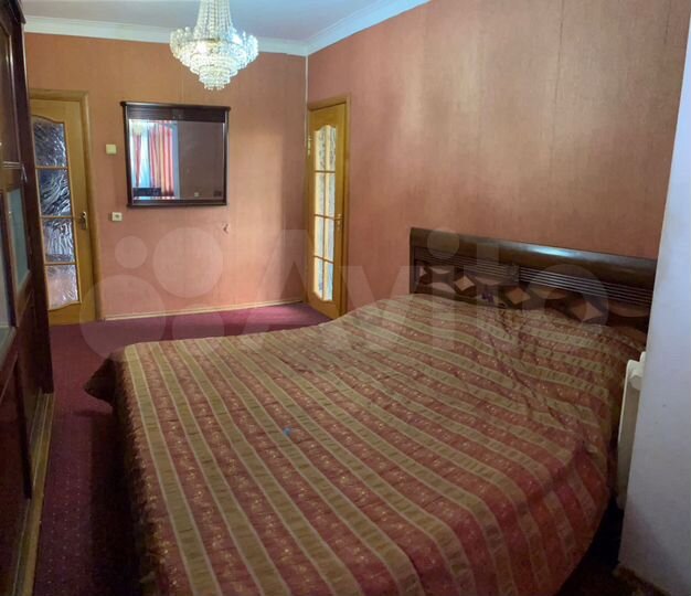 4-к. квартира, 86 м², 6/10 эт.