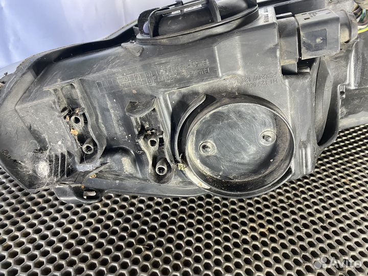 Фара левая Ford Focus 3