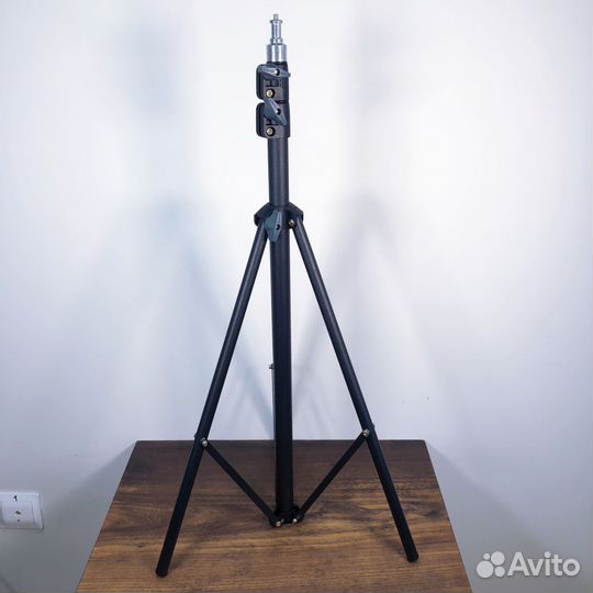 Штатив 210 см