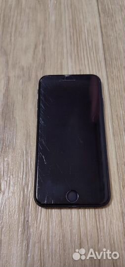 iPhone SE (2020), 64 ГБ