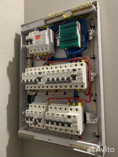 Услуги электрика. Электромонтаж квартир/домов