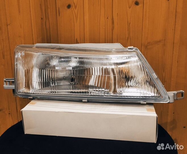 Фара передняя на Daewoo Nexia Нексия N100