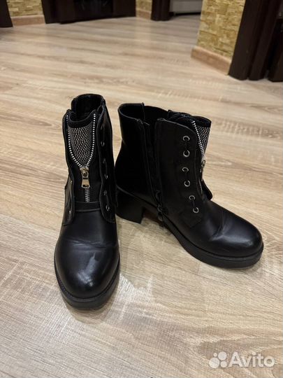 Ботинки женские демисезонные