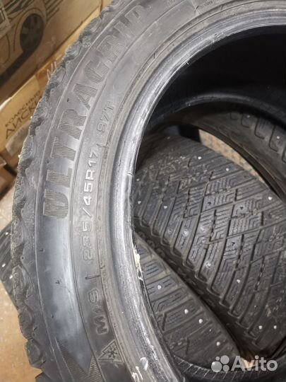 Goodyear Ultragrip Ice Arctic 235/45 R17