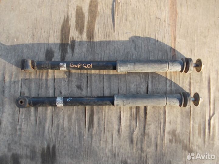 Амортизатор задний Honda Jazz Fit GD1