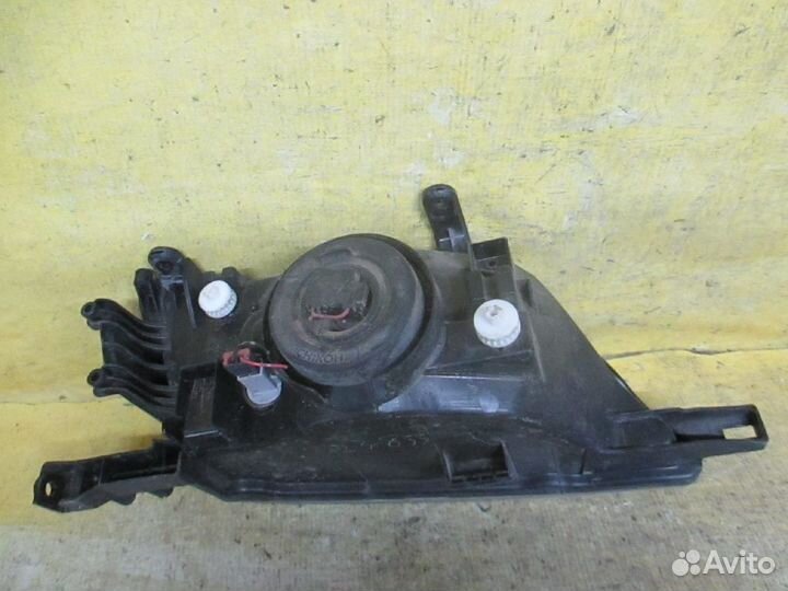 Фара левая Nissan Ad van VFY11