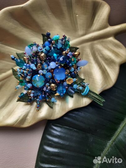 Брошь ручной работы