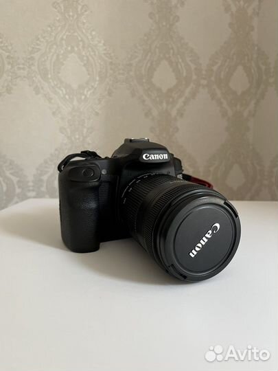 Зеркальный фотоаппарат Canon EOS 40D