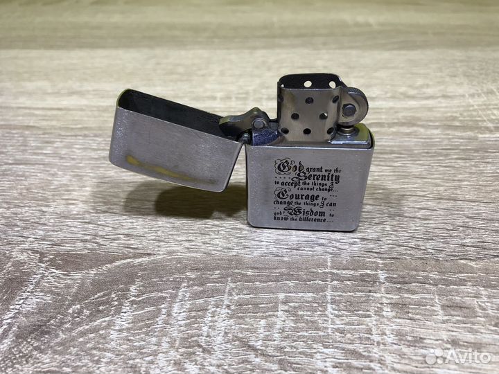 Б.1229 Зажигалка Zippo Библия