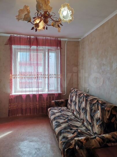 Комната 12 м² в 6-к., 3/5 эт.