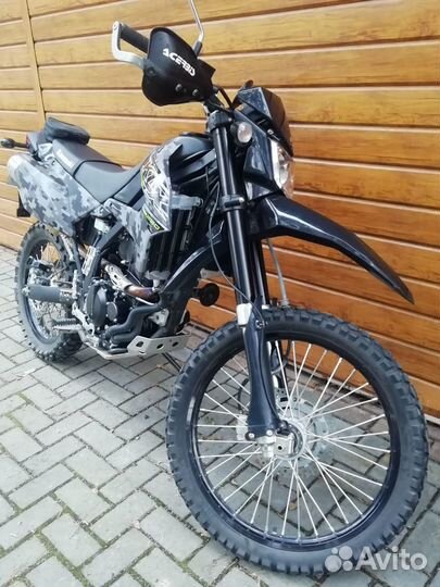 Продам мотоцикл Kawasaki KLX250S