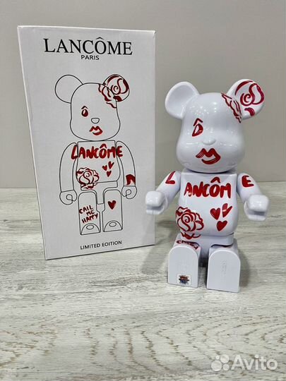 Мишка bearbrick lancome