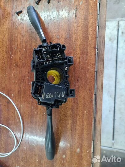 Подрулевой переключатель Nissan Almera Classic B10