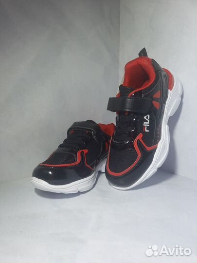 Кроссовки fila